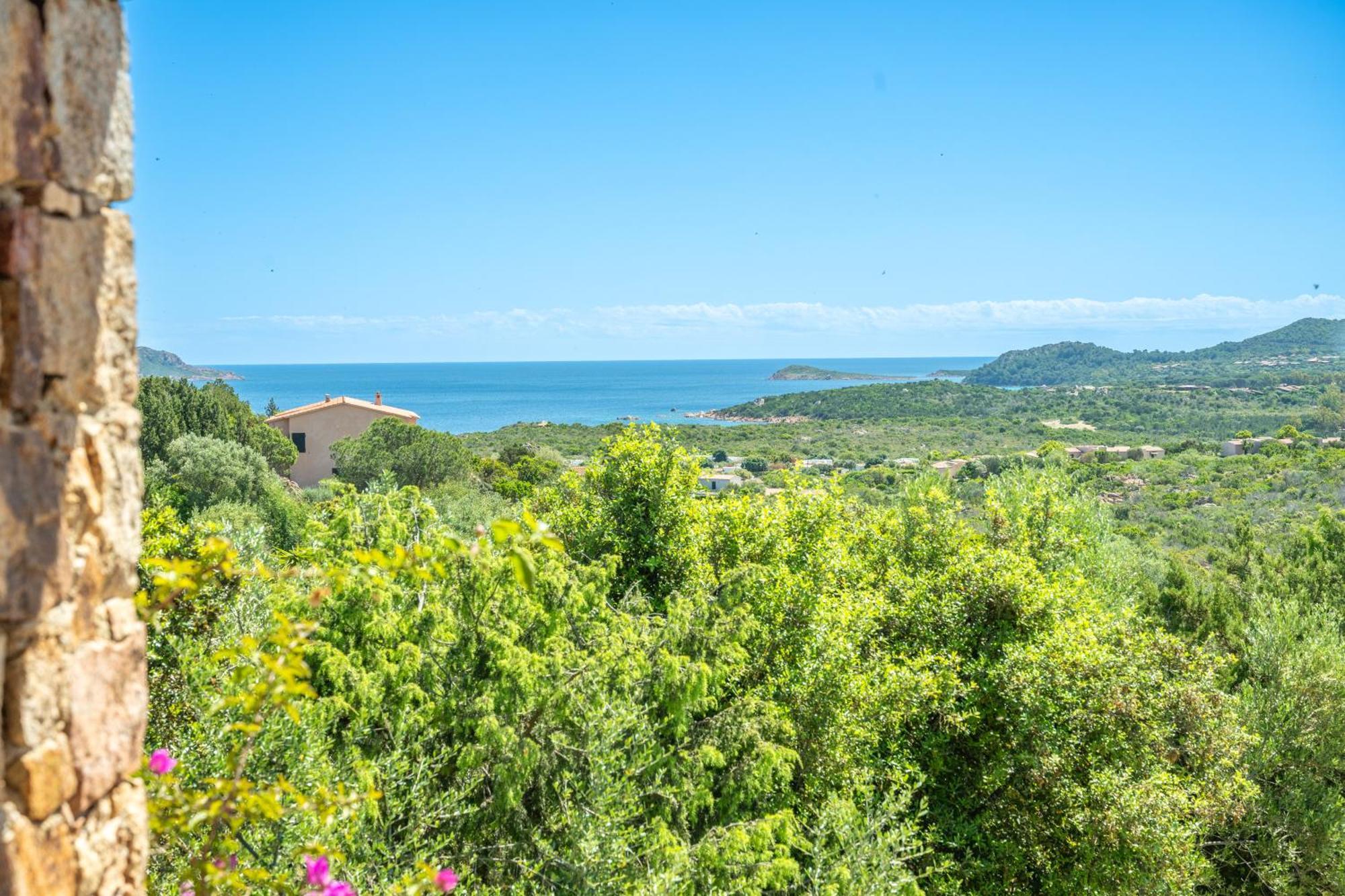 Villa Vista Mare Cala Ginepro Punta Molara Екстер'єр фото